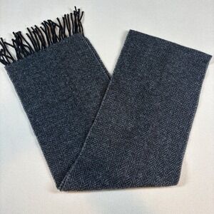 Studio Donegal Handwoven Tweed Scarf Grey Herringbone Irish Wool Fringe Scarf